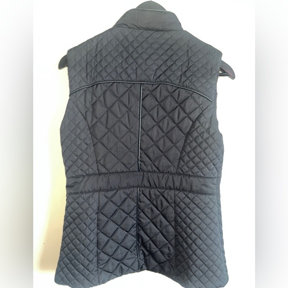 Guess Black Vest - Picture 3 of 3